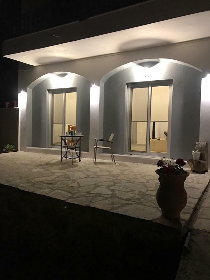 Iliana Sea Side House Villa Elounda Buitenkant foto